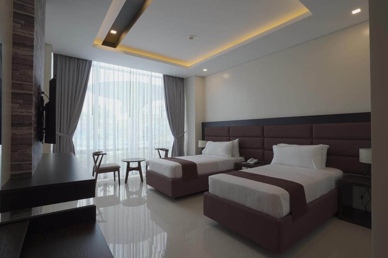 Winrich Hotel มักตัน ภายนอก รูปภาพ