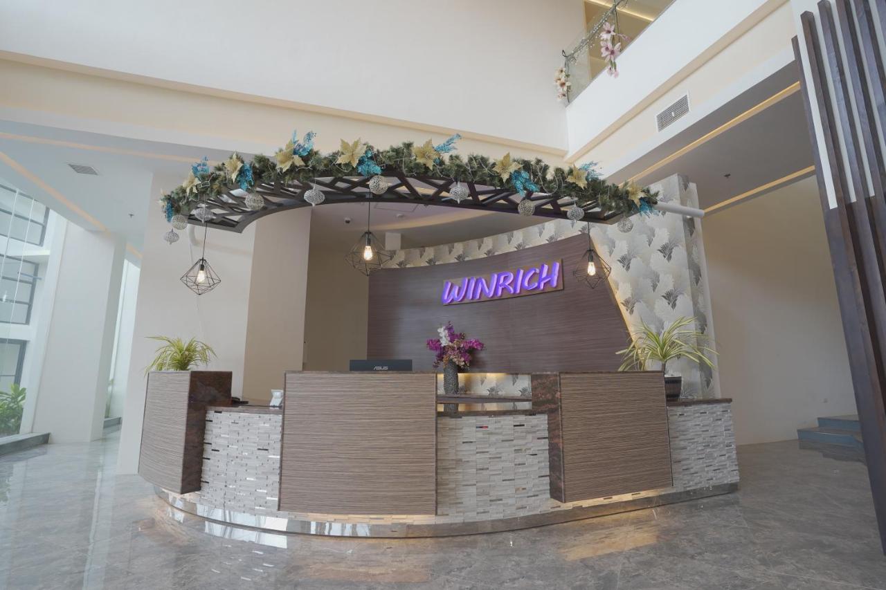 Winrich Hotel มักตัน ภายนอก รูปภาพ